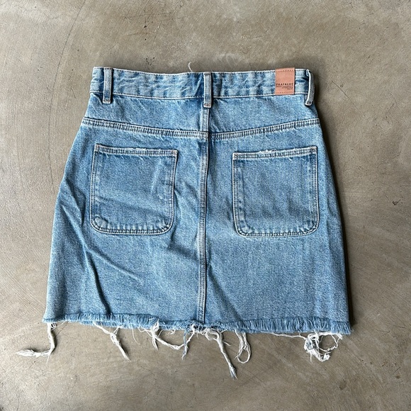 TRAFALUC light wash denim skirt - Picture 5 of 6